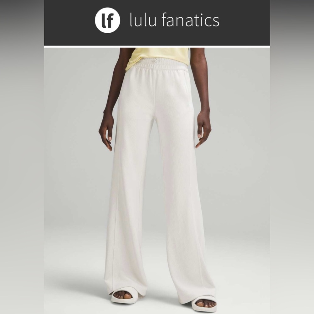 Lululemon softstreme ribbed pants size 6